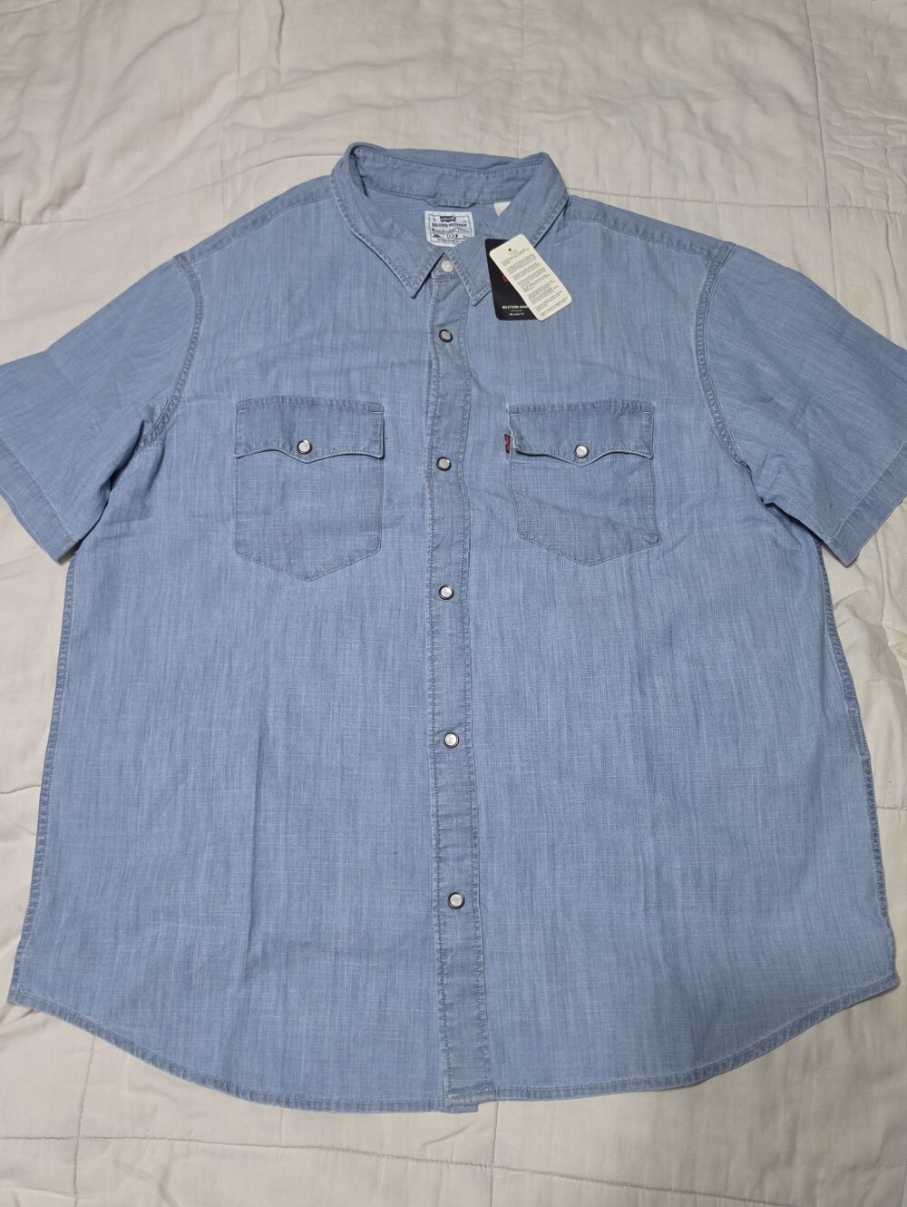 NWT Levi's Short Sleeve Relaxed Fit Western Shirt